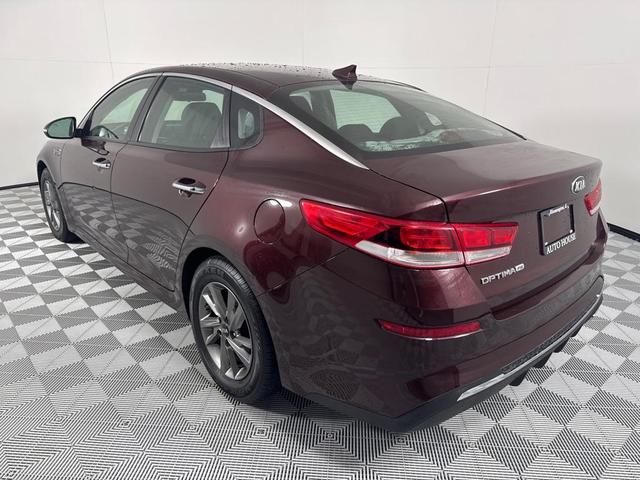 Photo of 2019 Purple Kia Optima