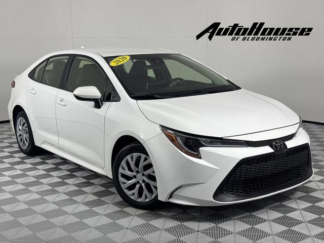 Photo of 2020 White Toyota Corolla