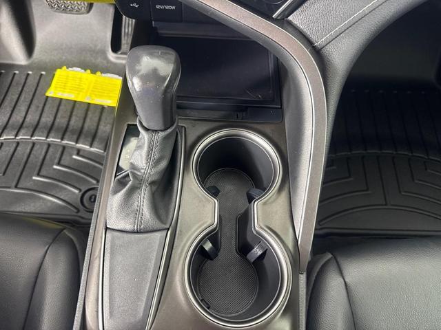 Photo of 2021 White Toyota Camry