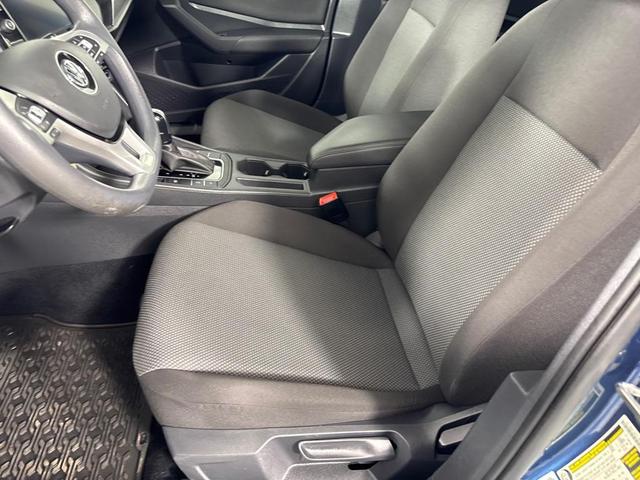 Photo of 2020 Silk Blue Metallic Volkswagen Jetta