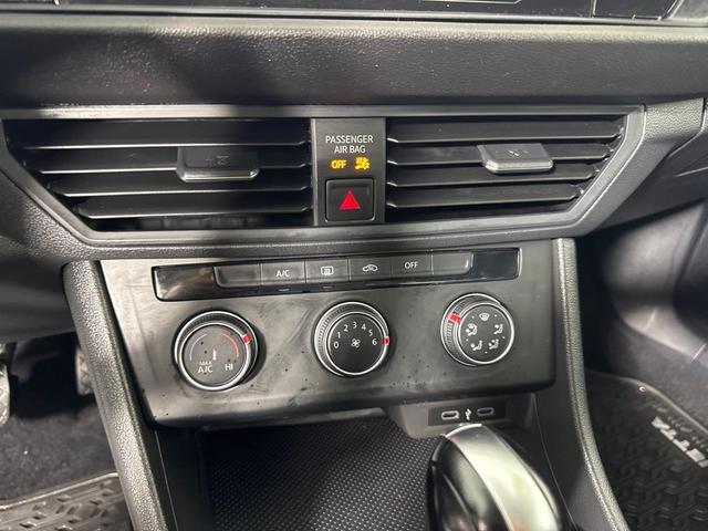 Photo of 2020 Silk Blue Metallic Volkswagen Jetta