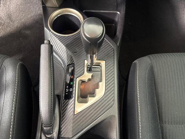 Photo of 2013 White Toyota RAV4
