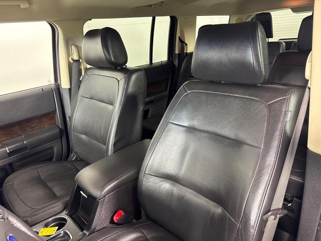 Photo of 2018 Purple Ford Flex