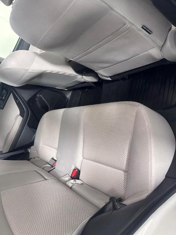 Photo of 2014 Satin White Pearl Subaru Forester