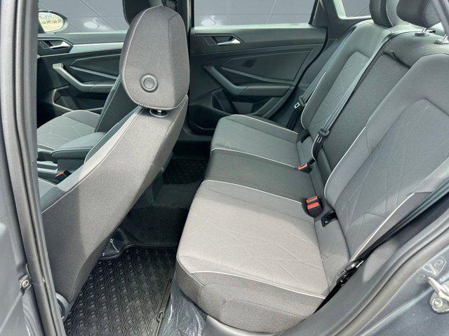 Photo of 2025 Platinum Gray Metallic Volkswagen Jetta