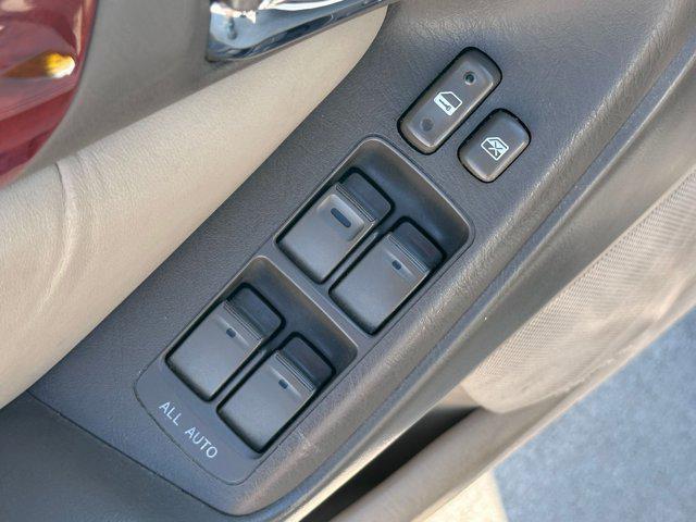 Photo of 2002 Crystal White Lexus GS 300