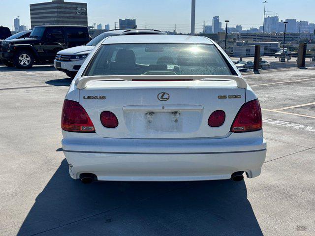 Photo of 2002 Crystal White Lexus GS 300