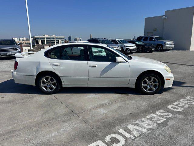 Photo of 2002 Crystal White Lexus GS 300