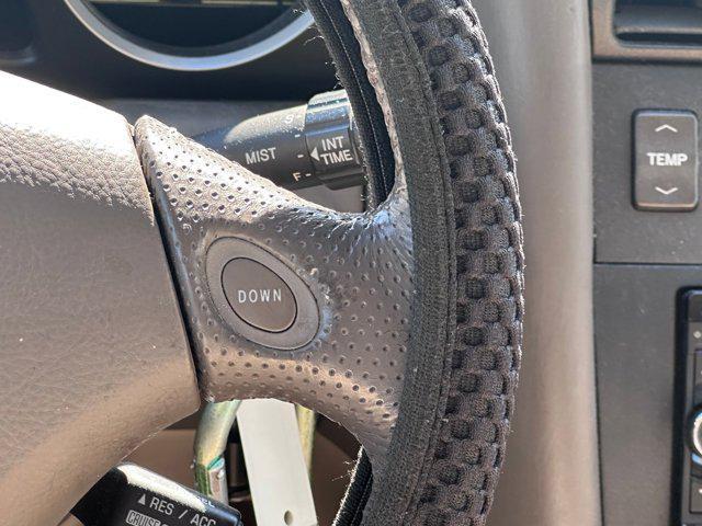Photo of 2002 Crystal White Lexus GS 300