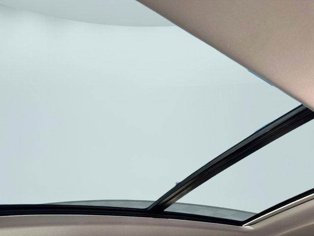 Photo of 2023 Platinum Gray Metallic Volkswagen Atlas