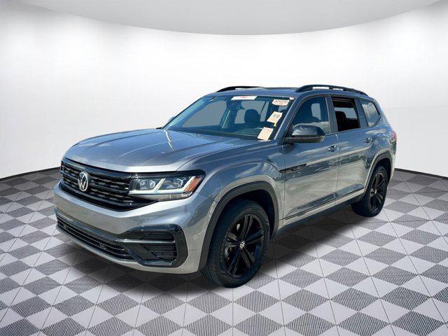 Photo of 2023 Platinum Gray Metallic Volkswagen Atlas