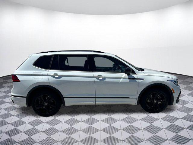 Photo of 2023 Opal White Pearl Volkswagen Tiguan