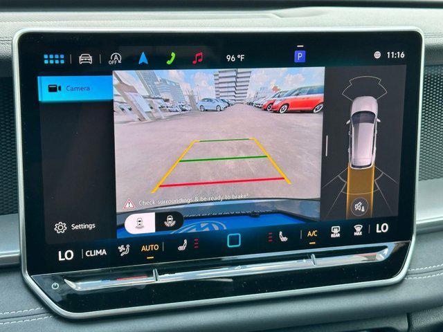Photo of 2025 Platinum Gray Metallic Volkswagen Tiguan