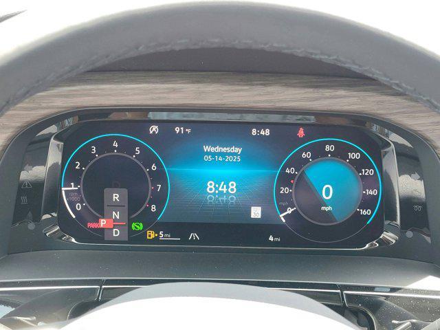 Photo of 2025 Avocado Green Volkswagen Atlas