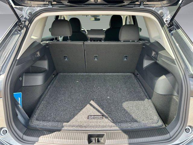 Photo of 2025 Platinum Gray Metallic Volkswagen Tiguan
