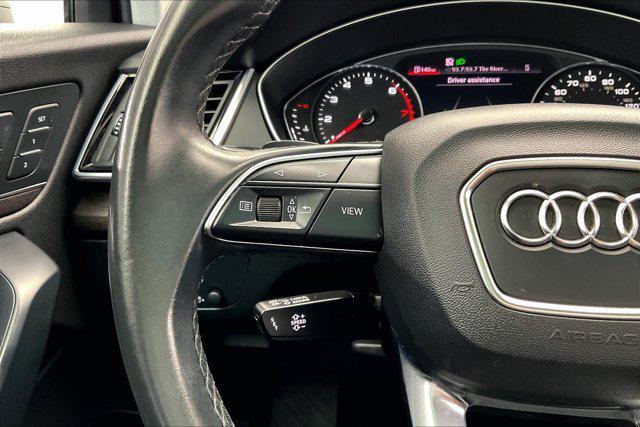Photo of 2021 Black Metallic Audi Q5