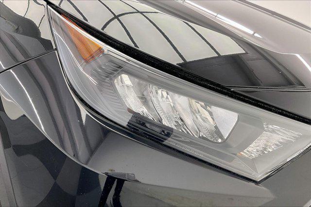 Photo of 2021 Midnight Black Metallic Toyota RAV4 Hybrid