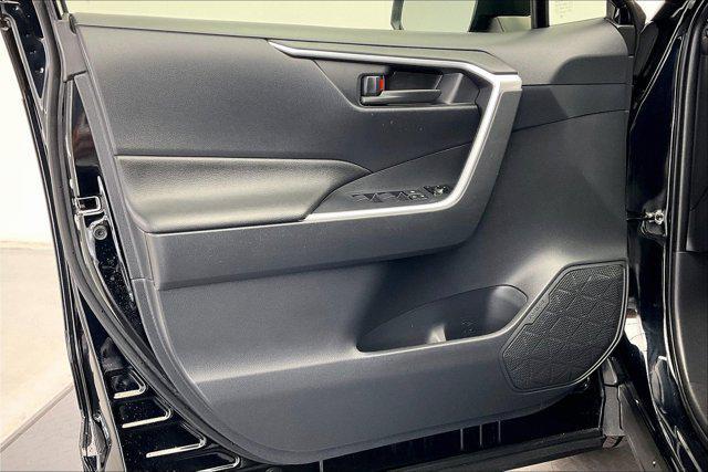 Photo of 2021 Midnight Black Metallic Toyota RAV4 Hybrid