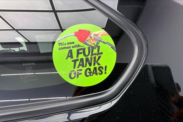 Photo of 2021 Midnight Black Metallic Toyota RAV4 Hybrid