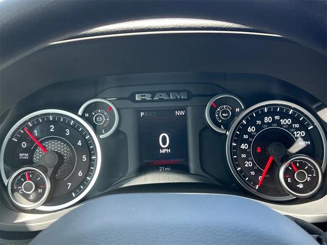 Photo of 2025 Bright White RAM 2500