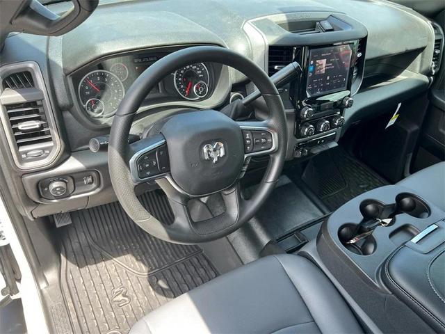 Photo of 2025 Bright White RAM 2500