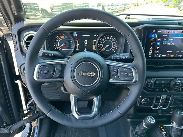 Photo of 2025 Black Clearcoat Jeep Wrangler