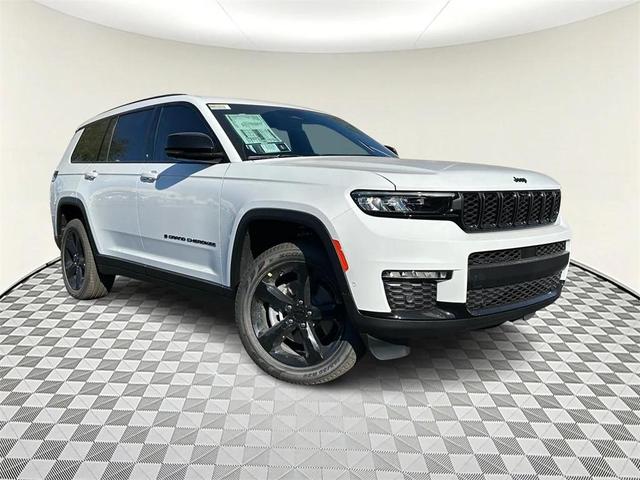 Photo of 2025 Bright White Jeep Grand Cherokee L