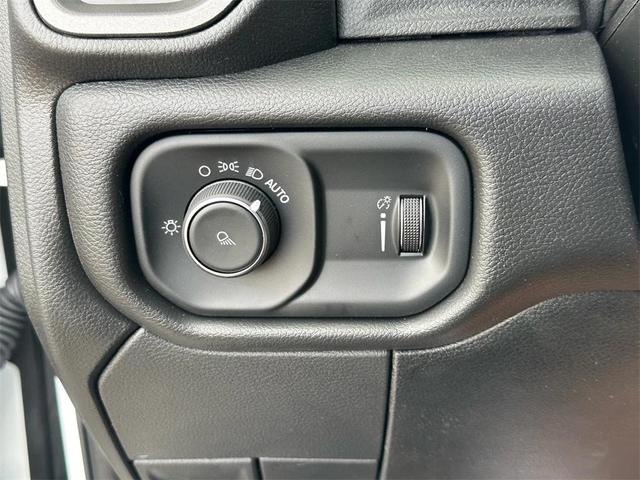 Photo of 2024 Bright White Clearcoat RAM 2500