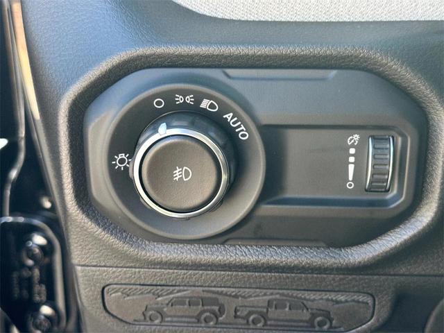 Photo of 2025 Black Clearcoat Jeep Wrangler