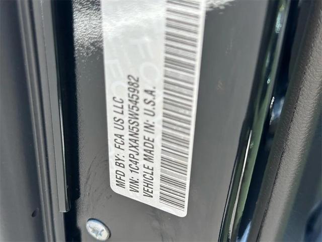 Photo of 2025 Black Clearcoat Jeep Wrangler
