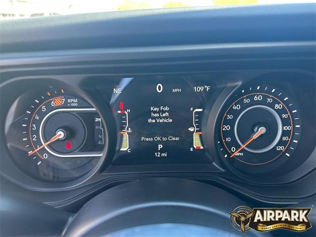 Photo of 2025 Bright White Jeep Wrangler