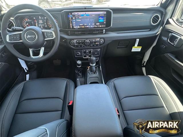 Photo of 2025 Bright White Jeep Wrangler