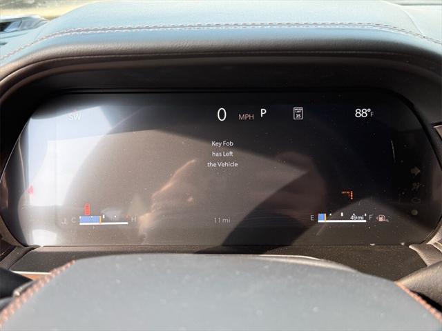 Photo of 2025 Bright White Jeep Grand Cherokee L