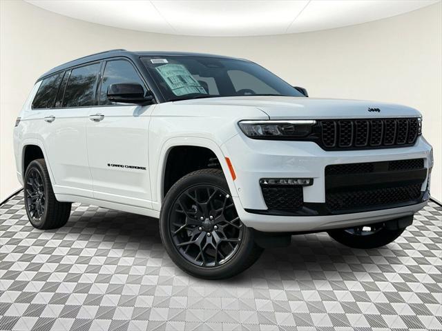 Photo of 2025 Bright White Jeep Grand Cherokee L