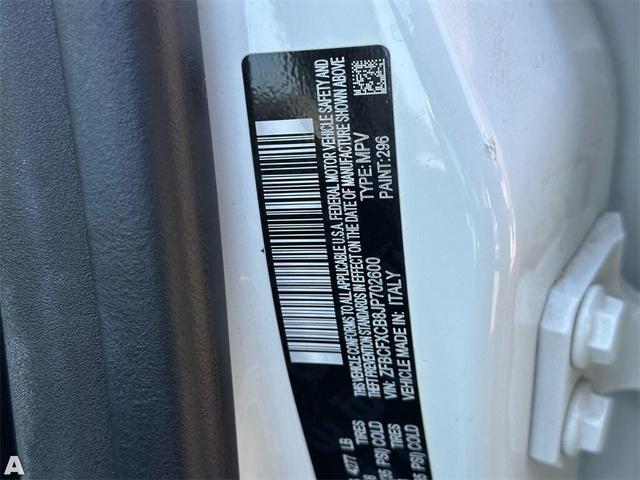 Photo of 2018 Bianco Gelato (White Clear Coat) FIAT 500X