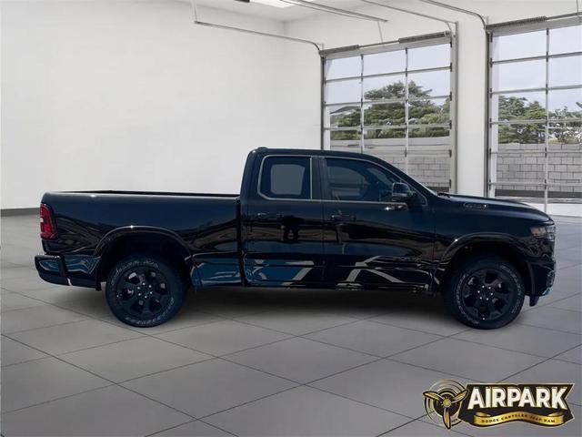Photo of 2025 Diamond Black Crystal Pearlcoat RAM 1500