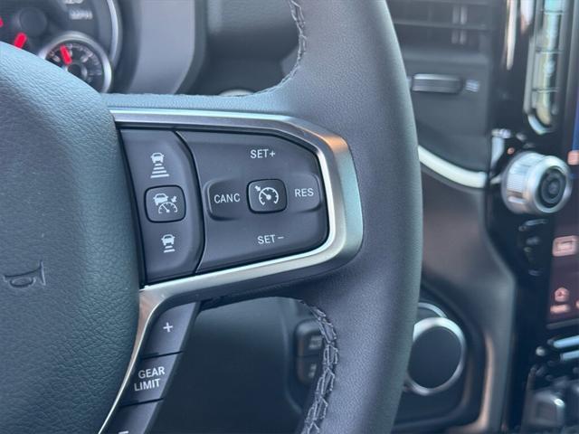 Photo of 2025 Diamond Black Crystal Pearlcoat RAM 1500