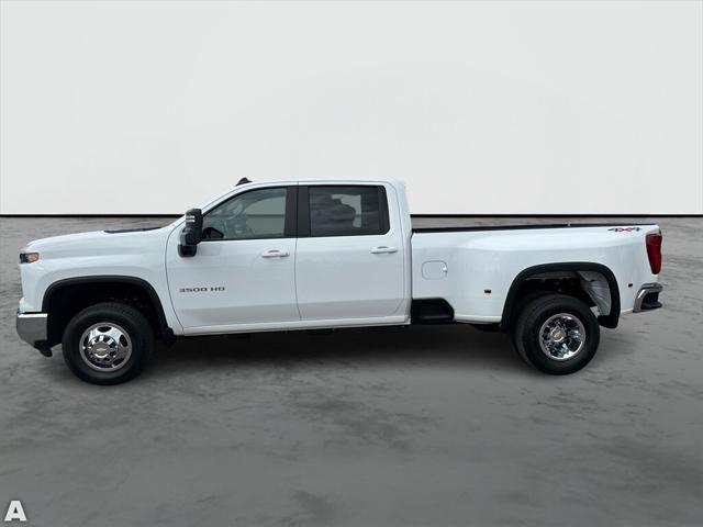 Photo of 2025 Summit White Chevrolet Silverado 3500
