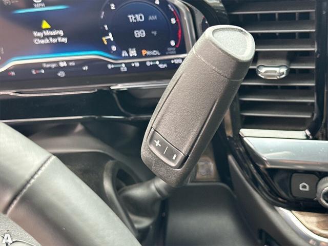 Photo of 2025 Summit White Chevrolet Silverado 3500
