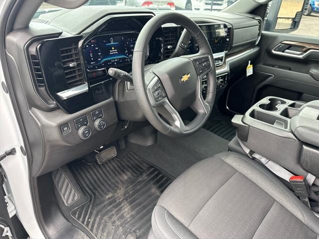 Photo of 2025 Summit White Chevrolet Silverado 3500