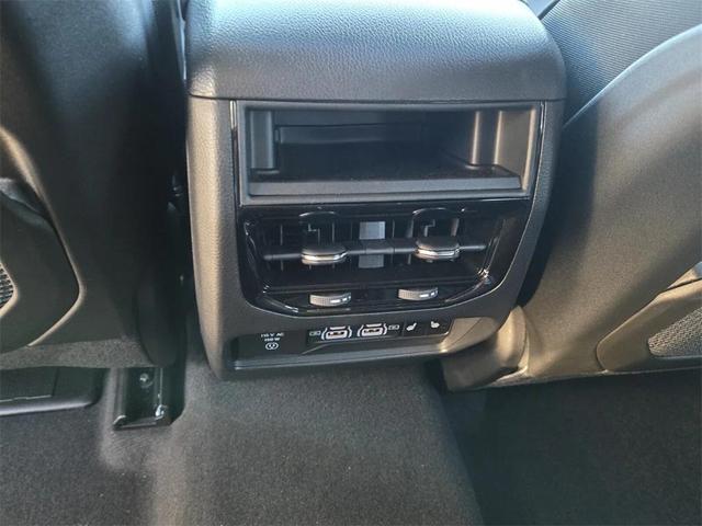 Photo of 2025 Silver Zynith Jeep Grand Cherokee