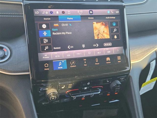 Photo of 2025 Silver Zynith Jeep Grand Cherokee