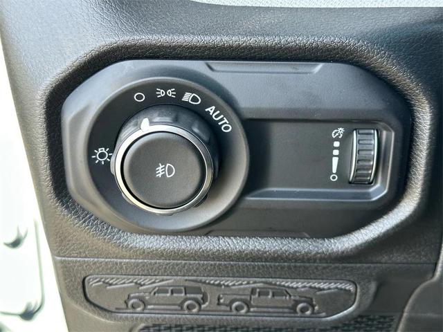 Photo of 2025 Anvil Clearcoat Jeep Wrangler