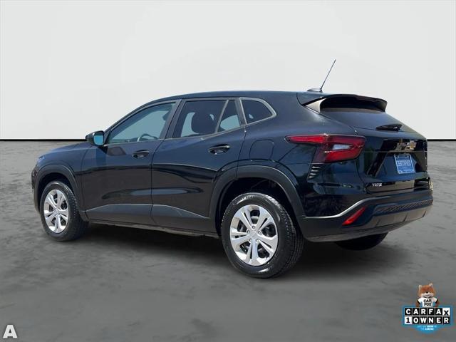 Photo of 2024 Mosaic Black Metallic Chevrolet Trax