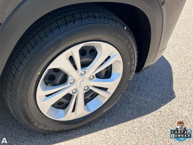 Photo of 2024 Mosaic Black Metallic Chevrolet Trax