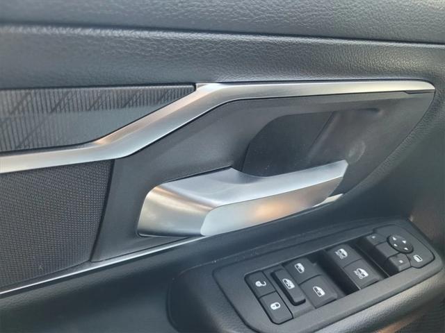 Photo of 2025 Bright White RAM 1500