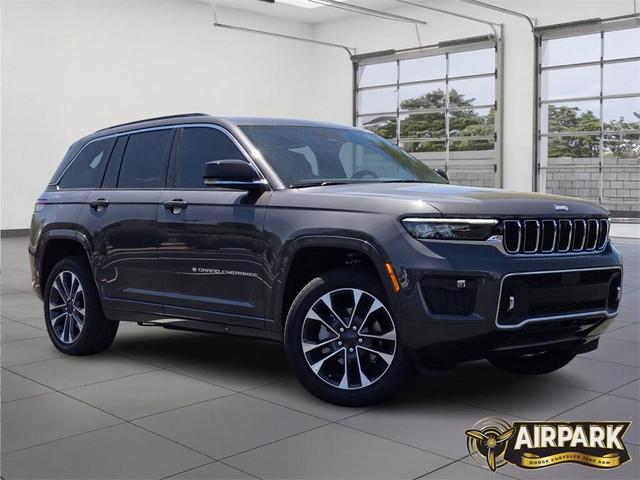 Photo of 2025 Baltic Gray Jeep Grand Cherokee