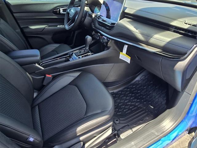 Photo of 2025 Hydro Blue Pearlcoat Jeep Compass