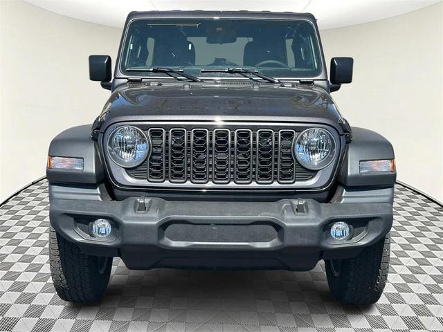 Photo of 2025 Granite Crystal Metallic Clearcoat Jeep Wrangler