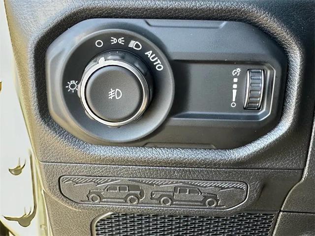 Photo of 2025 41 Jeep Wrangler